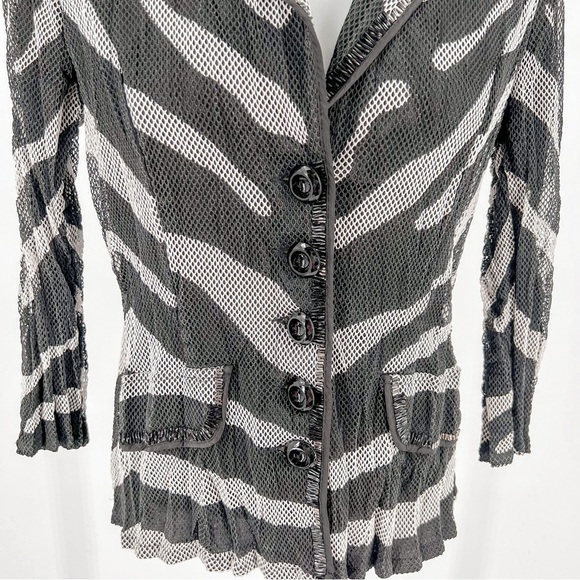 Black and White Alberto Makali Gauze with Sequins Blazer - Picture 3 of 6